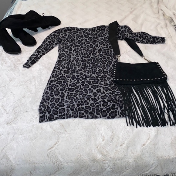 Banana Republic Cheetah print cotton viscose blend sweater dress NWOT. size XS - Picture 13 of 14